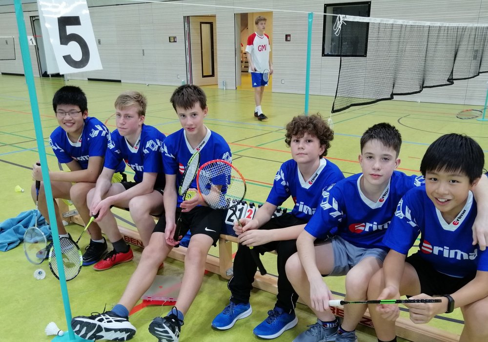 Bezirksentscheid_Badminton_Geretsried_2023_oben