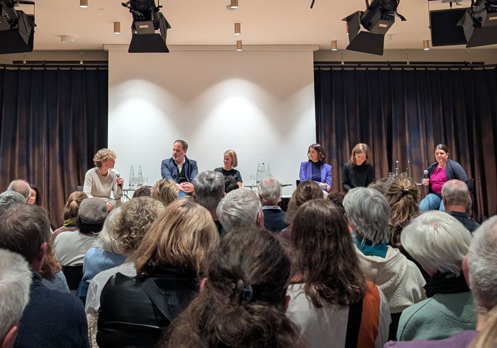 Freising_atmet_auf_oben