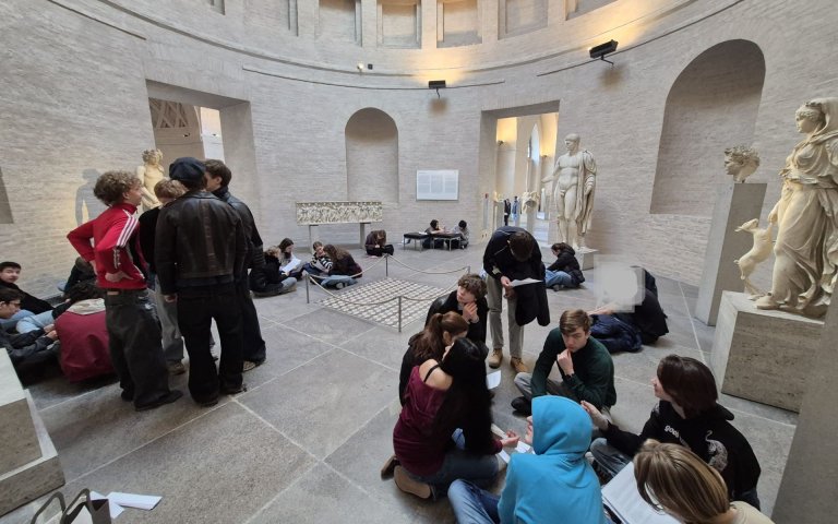 Fro_Artikel_Glyptothek2_markiert