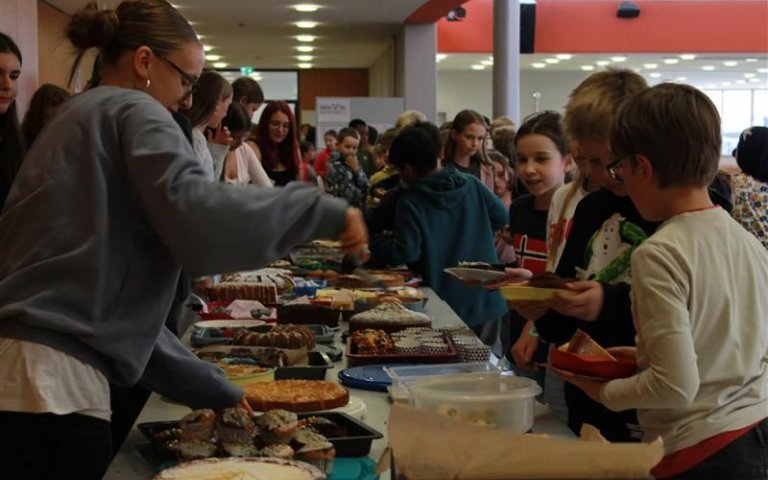 Kuchenparty_2025_01