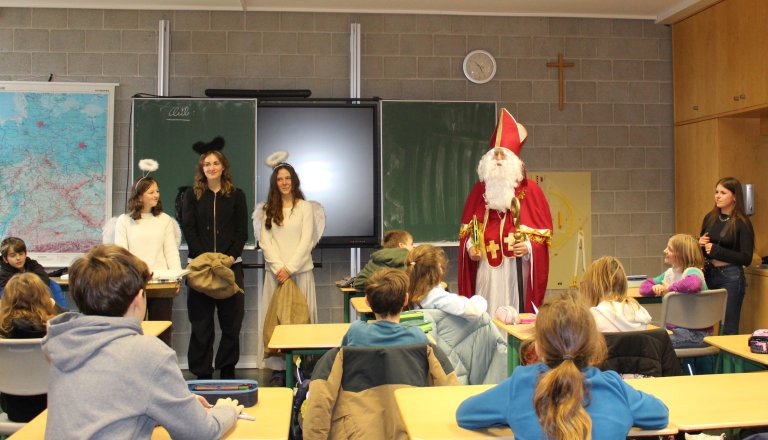 Nikolaus_2024_oben