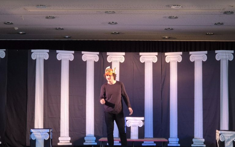 Theater_2026_06