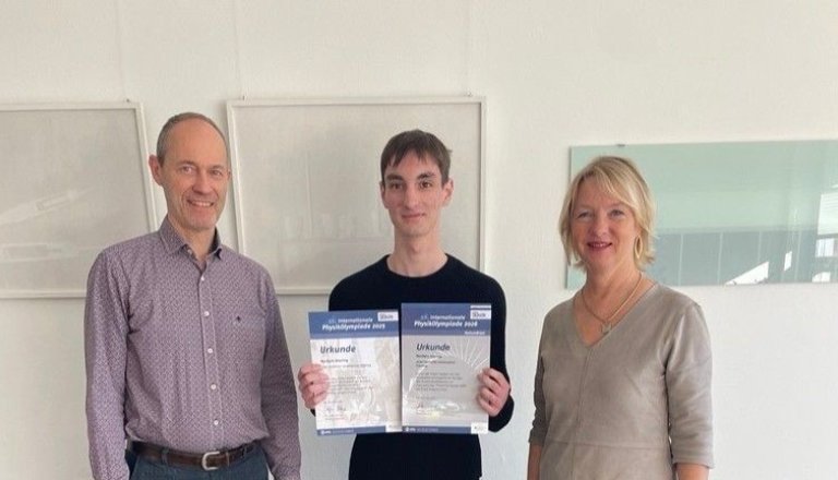 Urkundenverleihung_Niering_oben