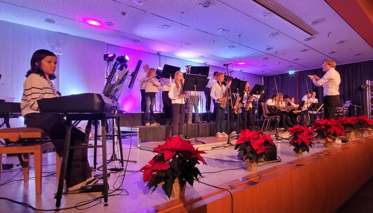 Weihnachtskonzert_2024_oben